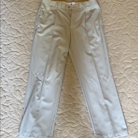 Pair of Creme Dress Pants 34x30 - Picture 2 of 6